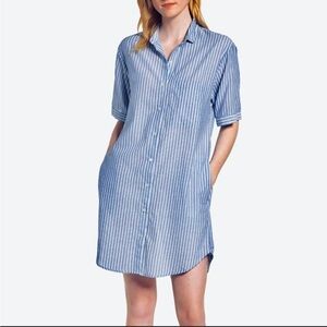 Velvet by Graham & Spencer striped blue button down short sleeve shirt dress